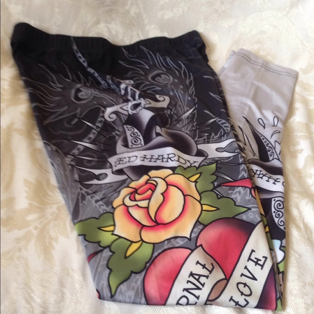 Ed Hardy multicolored leggings printed logo size S